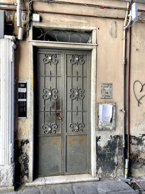 Ferienwohnung Overlooking The Porto Antico Of Genua Exterior foto
